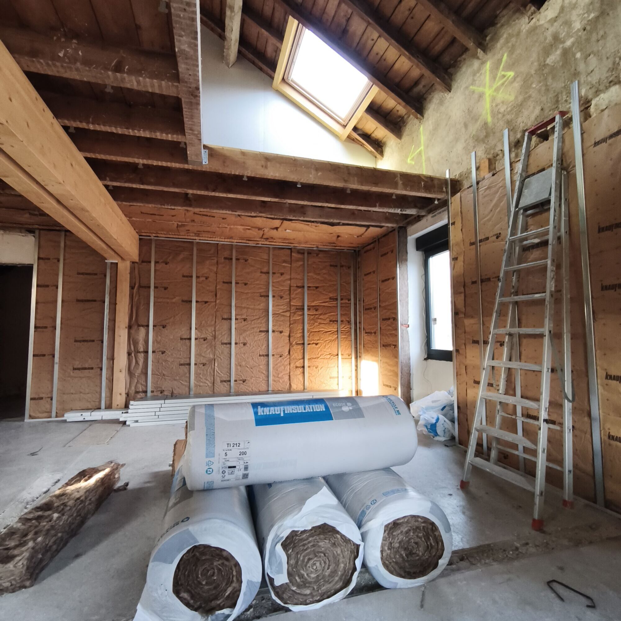 Isolation intérieure vs extérieure : Quelle solution pour une maison plus économe en énergie ? Valentigney