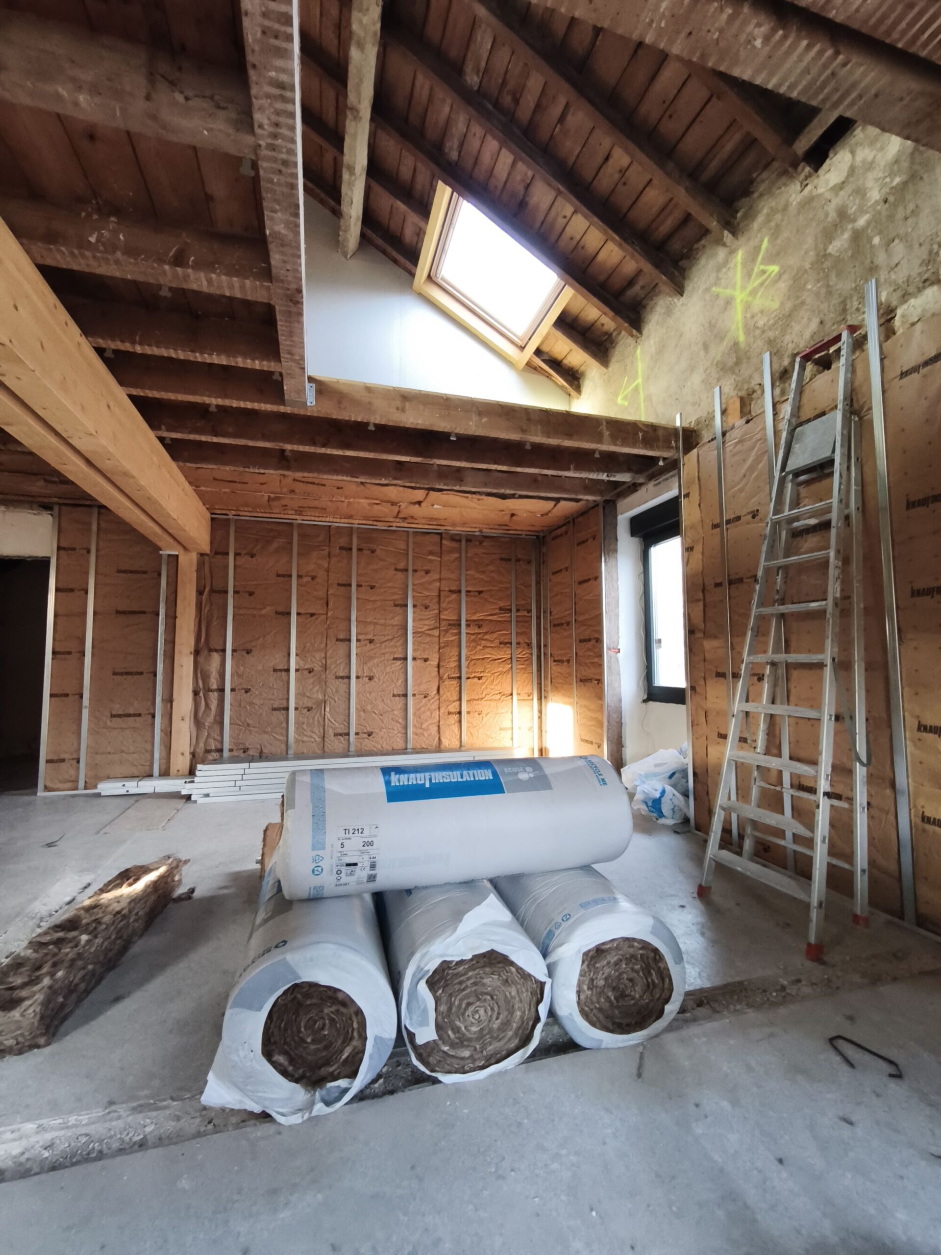Isolation intérieure vs extérieure : Quelle solution pour une maison plus économe en énergie ? Valentigney