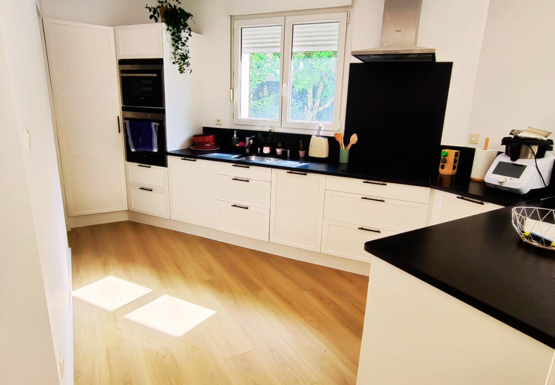 2 2 1080X750 | Batium Cuisine ouverte ou fermée : Quel agencement choisir selon votre style de vie ? Valentigney