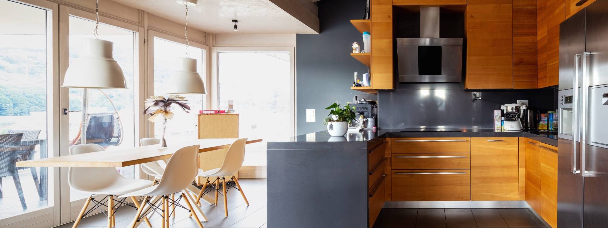 Cuisine cl&eacute; en main : Comment optimiser un petit espace avec des rangements intelligents ? Valentigney