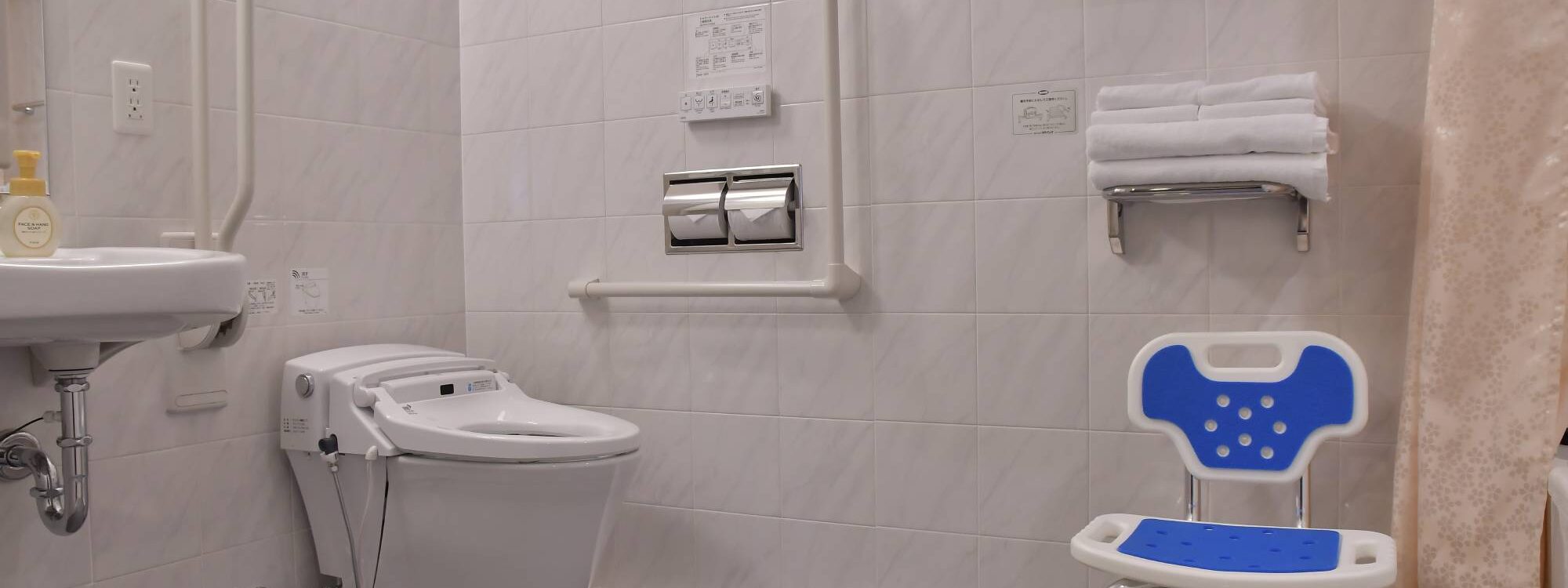 PMR 1 2000X750 | Batium Salle de bain PMR : Comment concevoir un espace accessible sans sacrifier le design ? Seloncourt